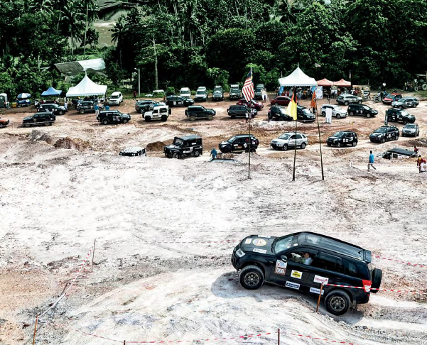 The bravery of the contestants and the agility of their suvs were tested.