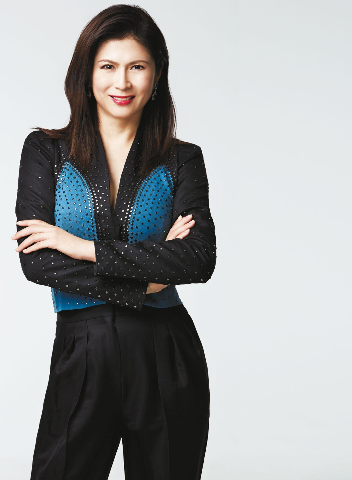 Ling Ling wears Bottega Veneta jacket and pants, and diamond and sapphire earrings from Larry Jewelry. In group shot, she wears Bally blouse and jacket, Bottega Veneta pants, pearl ring from Larry Jewelry and Roger Vivier heels. 