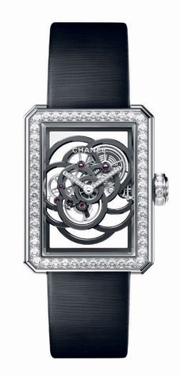 White gold
and diamond
Première
Camélia
Skeleton,
Chanel